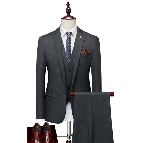 Elevate Your Look with Men's Slim Fit Three-Piece Suit for Professional Wear